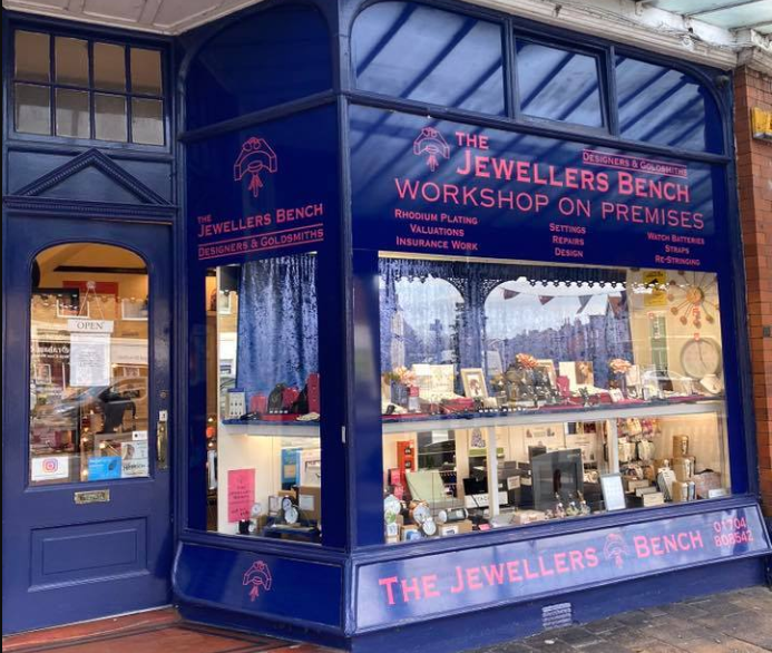 The Jewellers Bench